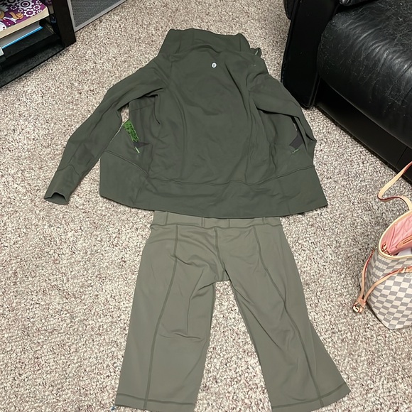 Lululemon jacket and short set - Picture 9 of 9